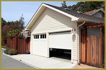 Metro Garage Doors Corona Del Mar, CA 949-216-5011 Metro Garage Doors Corona Del Mar, CA 949-216-5011 - serv-sid-res-gdr-19m